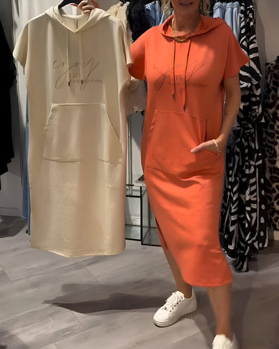 Monika | Zwiewna sukienka z kapturem i kieszeniami