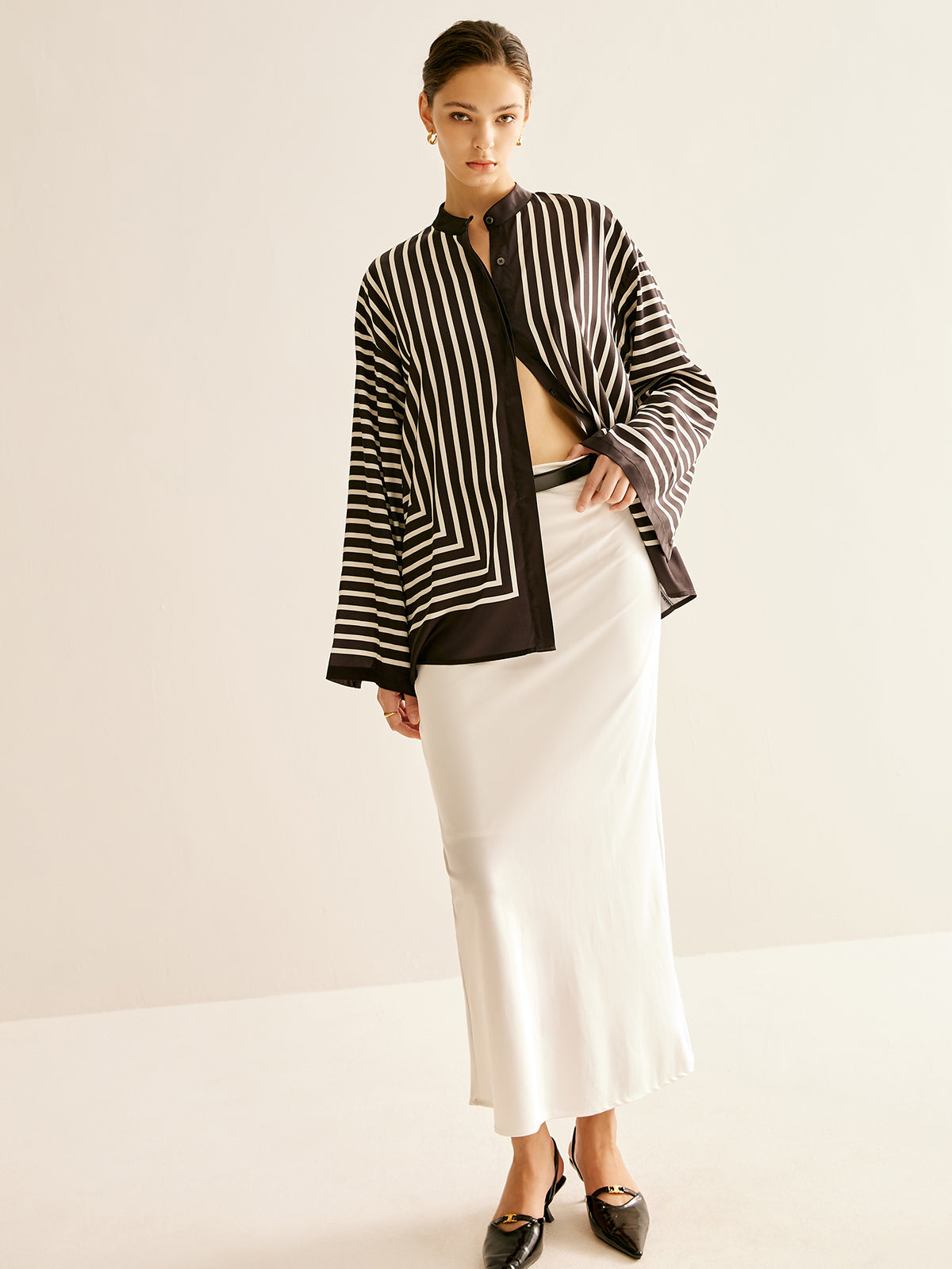 Koszula Cozy z Guzikiem i Satynowymi Paskami